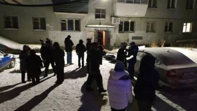 Из-за пожара в Екатеринбурге погибли просившие помощь в Twitter мать и дочь