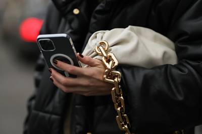 Названы самые популярные 5G-смартфоны в России