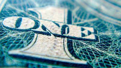 Доллар растет 12 января на повышении доходности гособлигаций США