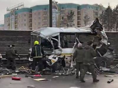 «Любитель быстрой езды»: Журналисты узнали о личности водителя грузовика, врезавшегося в военные автобусы