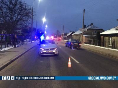 В Гродно нетрезвый мужчина попал под колеса автомобиля