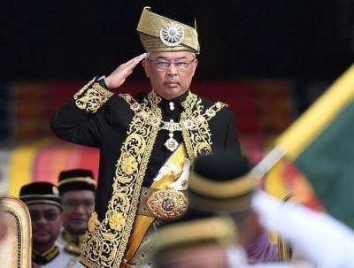 Король Малайзии ввел режим чрезвычайного положения из-за коронавируса до 1 августа