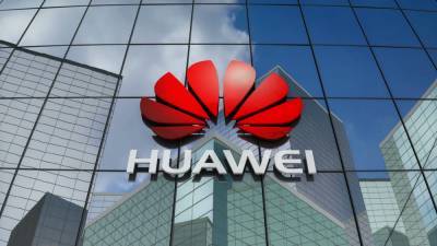 Huawei планирует использовать рамку дисплея для вывода системных значков