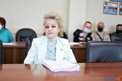 Минздрав рассказал Ефимову, как надо себя вести, и успокоил депутатов