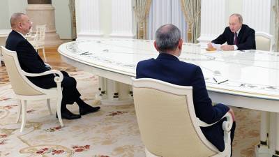 Песков рассказал о визите медиков к Пашиняну и Алиеву до встречи с Путиным