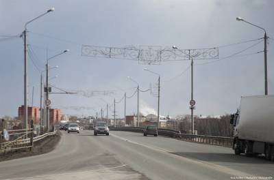 Движение по Коммунальному мосту восстановлено в полном объеме