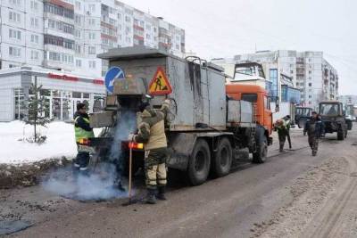 В Ярославле мэрия объявила о начале ямочного ремонта дорог