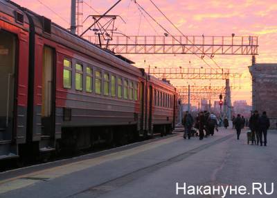 В Екатеринбурге у прибывшей на станцию электрички отвалились колеса