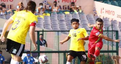 Таджикский футболист забил гол в дебютном матче за индийский клуб «ТРАУ»