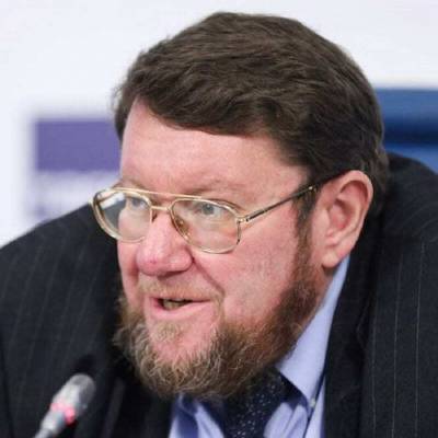 “Только пристрелить из жалости”: Сатановский назначил “лечение” украинским властям