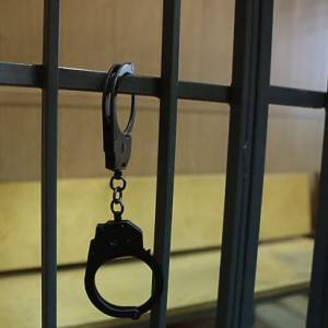 В Запорожской области взяли под стражу мужчину, который подозревается в убийстве сожительницы отца