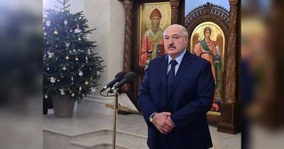 Собаку на столе у Лукашенко сочли оскорблением