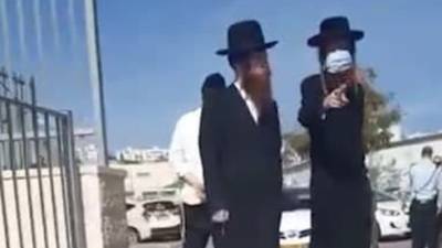 Драма в Бейт-Шемеше: ортодоксы устроили беспорядки, полицейский открыл огонь