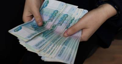 Калининградец по ошибке получил в банкомате 112 тыс. рублей и вернул их владельцу