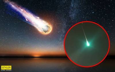 В небе над Россией взорвался огромный метеорит: все детали и видео