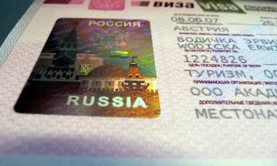 Россия отложила выдачу электронных виз иностранцам из-за коронавируса