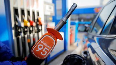 Эксперт оценил ситуацию со стоимостью бензина на АЗС