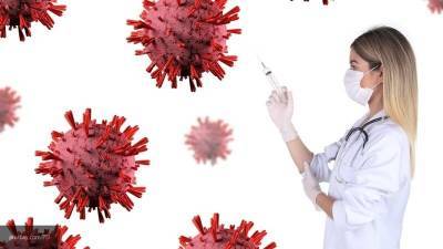 Вирусолог раскрыл причину 18 мутаций коронавируса у россиянки