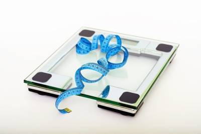 Диетолог объяснила, почему после 40 лет женщинам сложно похудеть