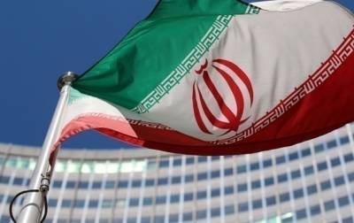 В Оманском заливе стартовали ракетные учения Ирана