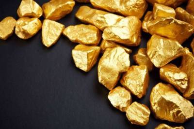 Ученые описали новые лечебные свойства золота