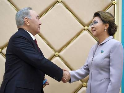 Дочь Назарбаева вернулась в парламент, но не в кресло спикера