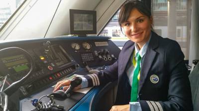 Первая женщина-машинист в России вышла в рейс