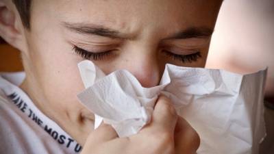 Названы пять признаков заражения "британским" штаммом коронавируса у детей