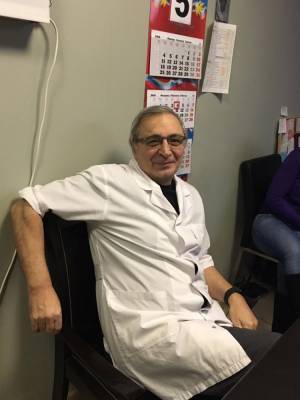 Известный детский врач Али Баиров умер от осложнений коронавируса в Петербурге