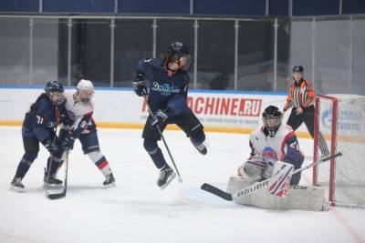 Красноярские хоккеистки в овертайме взяли реванш над «Динамо-Невой»