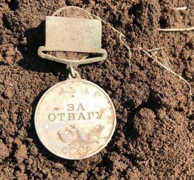 Житель Курской области нашел в огороде медаль ульяновского фронтовика