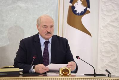 Лукашенко поздравил Жапарова с победой на президентских выборах в Киргизии