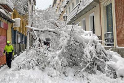 Снежный шторм накрыл Испанию: на Пиренеи пришла сибирская зима
