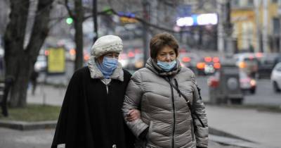Статистика коронавируса в Украине на 13 января: в больницы попали 2564 человека