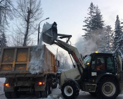 Сегодня дорожники вывезут снег с семи улиц Ульяновска