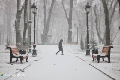 Снег и заморозки до -6 градусов: Прогноз погоды в Украине на сегодня