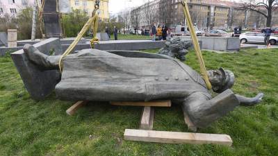 В МИД оценили отношения с Чехией после сноса в Праге памятника Коневу