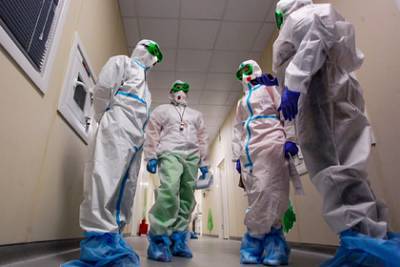 В России за сутки умерли 566 пациентов с коронавирусом