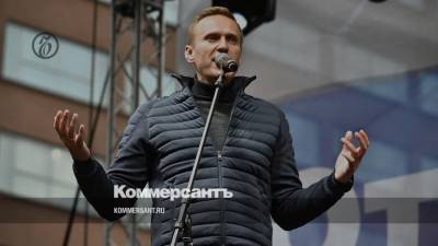 Навальный пообещал вернуться в Россию 17 января