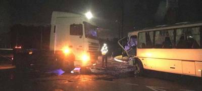 В Карелии водители автобусов допустили за год 15 аварий с 13 пострадавшими пассажирами