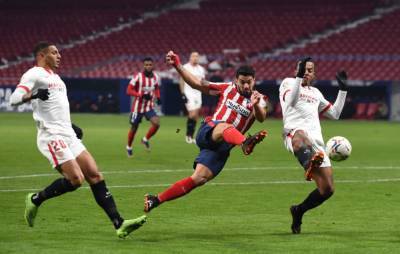 Атлетико - Севилья 2:0 Видео голов и обзор матча Ла Лиги