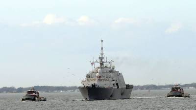 Новейшие корабли ВМС США оказались медленнее сухогрузов