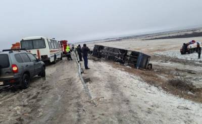 В России перевернулся автобус из ДНР, есть погибшие