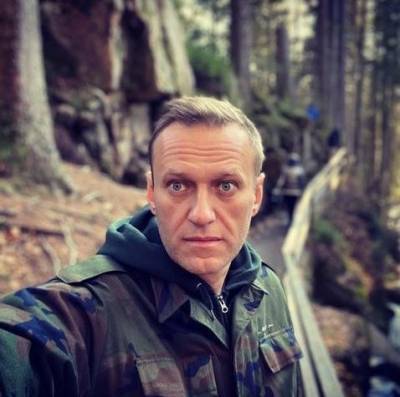 Навальный возвращается в Россию. Грозит ли ему тюрьма — объяснение адвоката