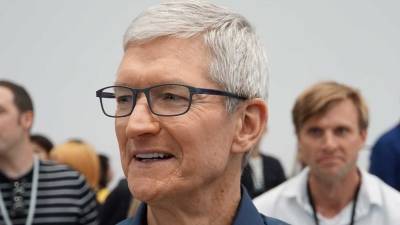Тим Кук объявил о "большом анонсе" Apple 13 января