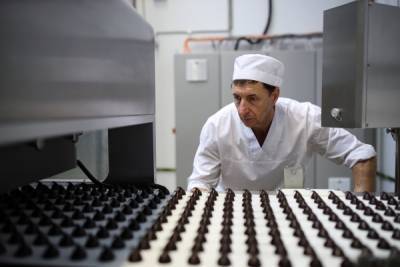 Производители шоколада назвали неизбежным рост цен на продукцию после удорожания сахара