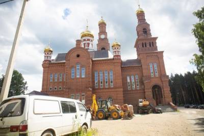 Епархия не смогла ускорить рассмотрение дела о получении в собственность монастыря Сергия