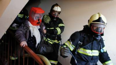 В Уфе из возгорания в многоэтажке спасли 40 человек