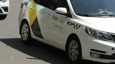 В Тобольске водители такси продают красную икру