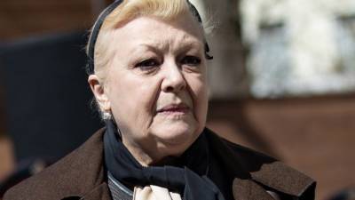Обвиняемая в мошенничестве Дрожжина подала в суд на дочь Баталова
